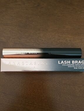 Anastasia Beverly Hills Lash Brag Volumizing Mascara - Black